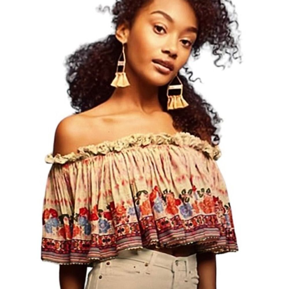 Like new Bhanuni By Jyoti
Antrhopologie Printed Off-Shoulder
Crop Top Sz M - Picture 2 of 7